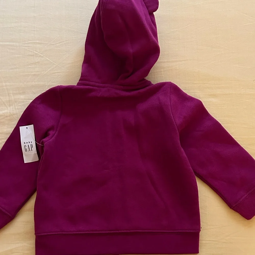 NWT Baby Unisex Gap Toddler’s Purple hoodie - Size 12-18 Months
